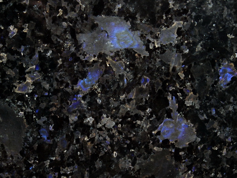 Лабрадорит Volga Blue